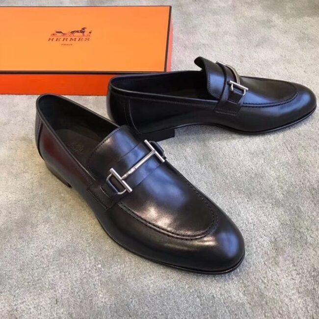 Giày lười Hermes siêu cấp da trơn họa tiết khóa ngang màu đen GLHM11