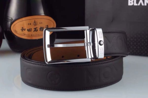 Thắt lưng Montblanc siêu cấp nam họa tiết chữ dập mặt khóa kim TLM03