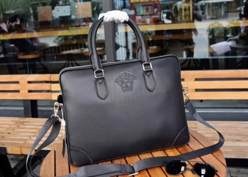 Túi xách nam Versace siêu cấp da trơn dập logo TNV02