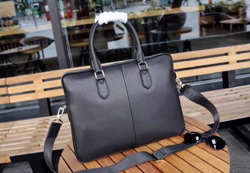 Túi xách nam Versace siêu cấp da trơn dập logo TNV02