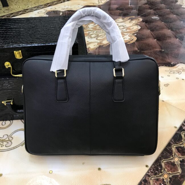 Túi xách nam Versace siêu cấp da trơn logo vàng TNV05