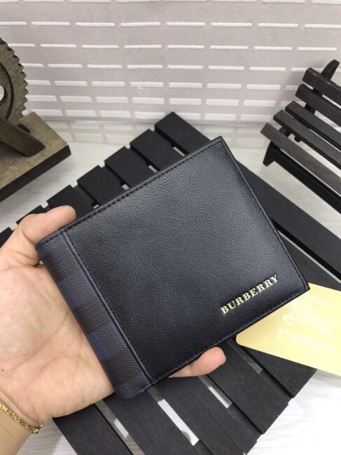 Ví Burberry siêu cấp nam dáng ngăn da trơn logo goc VNBB12