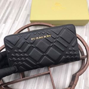 Ví Burberry siêu cấp nam dáng ngang dập caro họa tiết logo vàng VNBB08