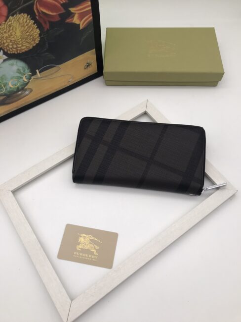 Ví Burberry siêu cấp nam dáng ngang kéo khóa họa tiết caro VNBB15