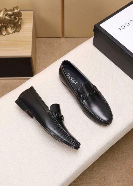 Giày lười Gucci siêu cấp đế cao họa tiết logo ngang màu đen GLGC21