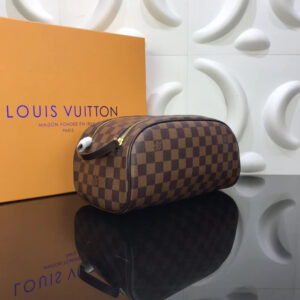 Ví nam Louis Vuitton cầm tay họa tiết caro nâu VNLV11