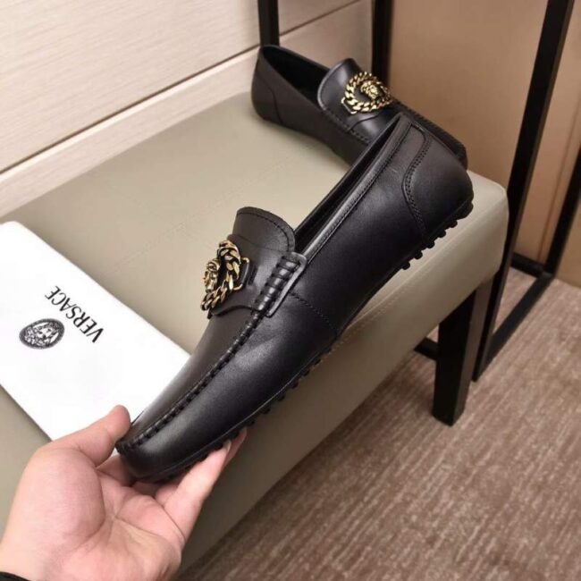 Giày lười Versace siêu cấp họa tiết logo màu đen GLV02