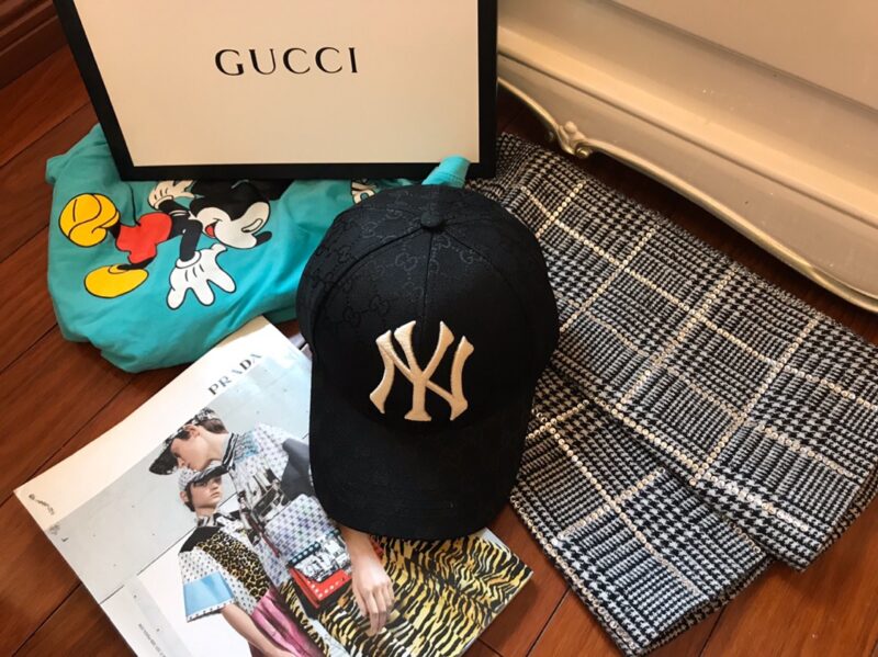 Mũ nam Gucci siêu cấp họa tiết NY màu đen MNGC07