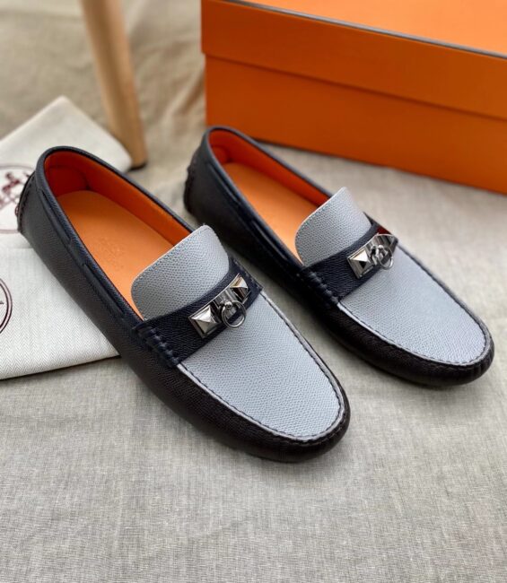 Giày lười Hermes like auth họa tiết móc khóa màu ghi nâu GLH24