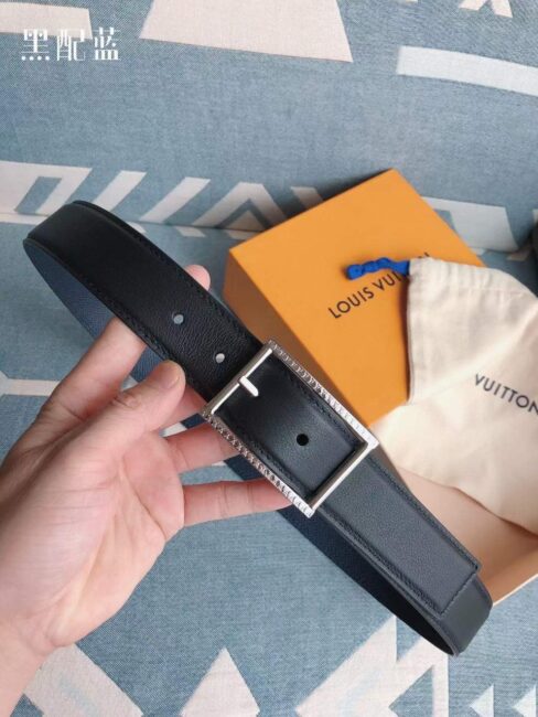 Thắt lưng Louis Vuitton like au mặt khóa kim chữ nhật viền khắc logo trắng TLLV21